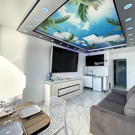 240 Magnifique Deluxe Hammam Vue Apartament Agde