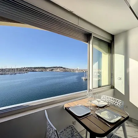 240 Magnifique Deluxe Hammam Vue Apartament *