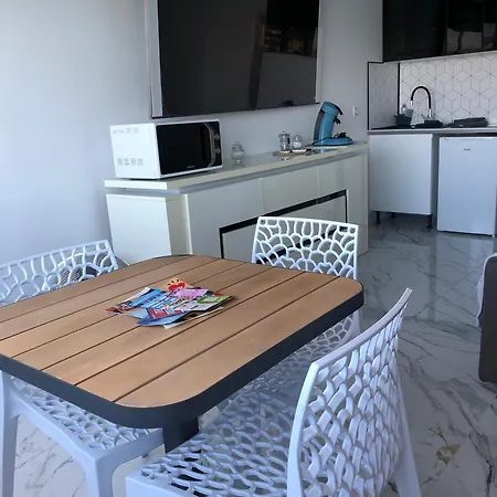 240 Magnifique Deluxe Hammam Vue Apartment *