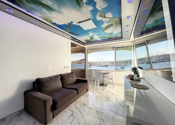 240 Magnifique Deluxe Hammam Vue * Agde